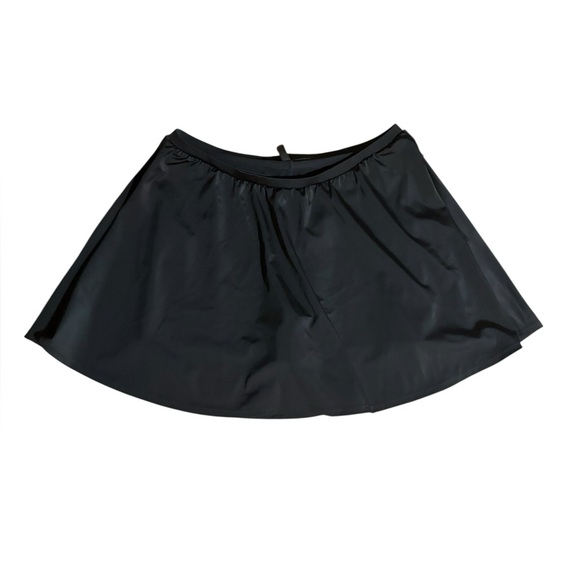 Torrid High Rise Skater Swim Skirt with Pocket Shorts Size 2x New - Picture 2 of 8